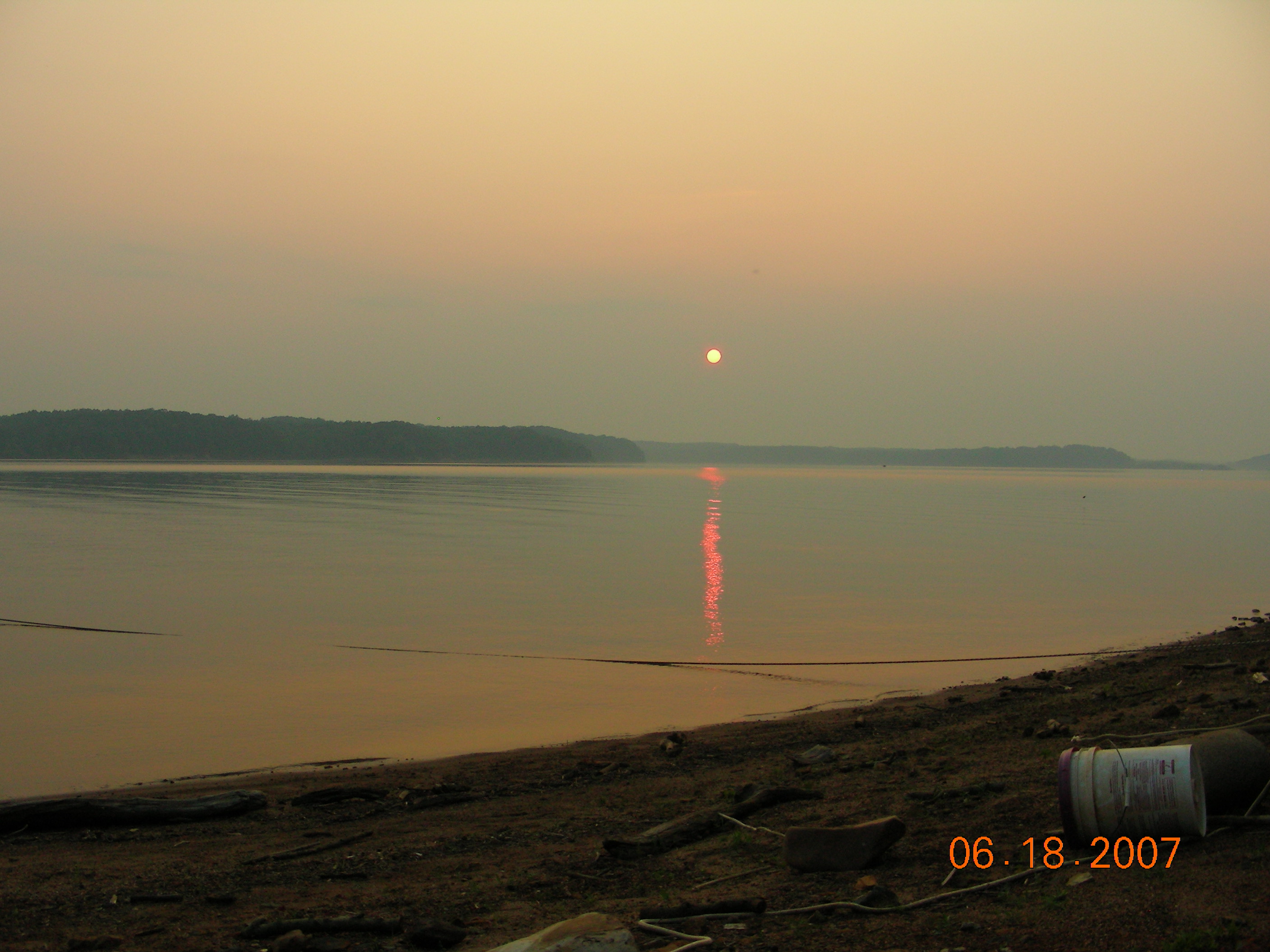 ./2007/Kerr Lake Eagles Nest/June18/DSCN1287.JPG